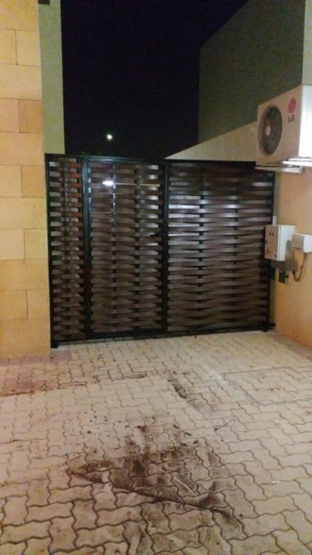 حواجز أرضية ساترة خدمات تثبيت السواتر المتحركة في الطائف