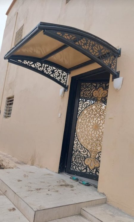 حديد مظلات وسواتر في ينبع