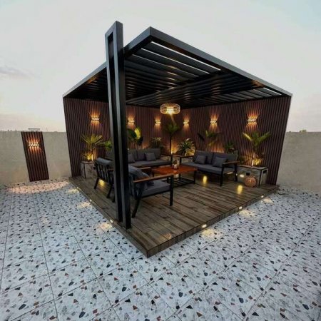 تجديد البرجولات القديمة وتغيير التغطية في المدينة المنورة