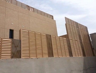 تركيب سواتر للفلل في حي الملك فهد بالمدينة المنورة