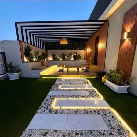 برجولات حديد مغطاة بالكسان